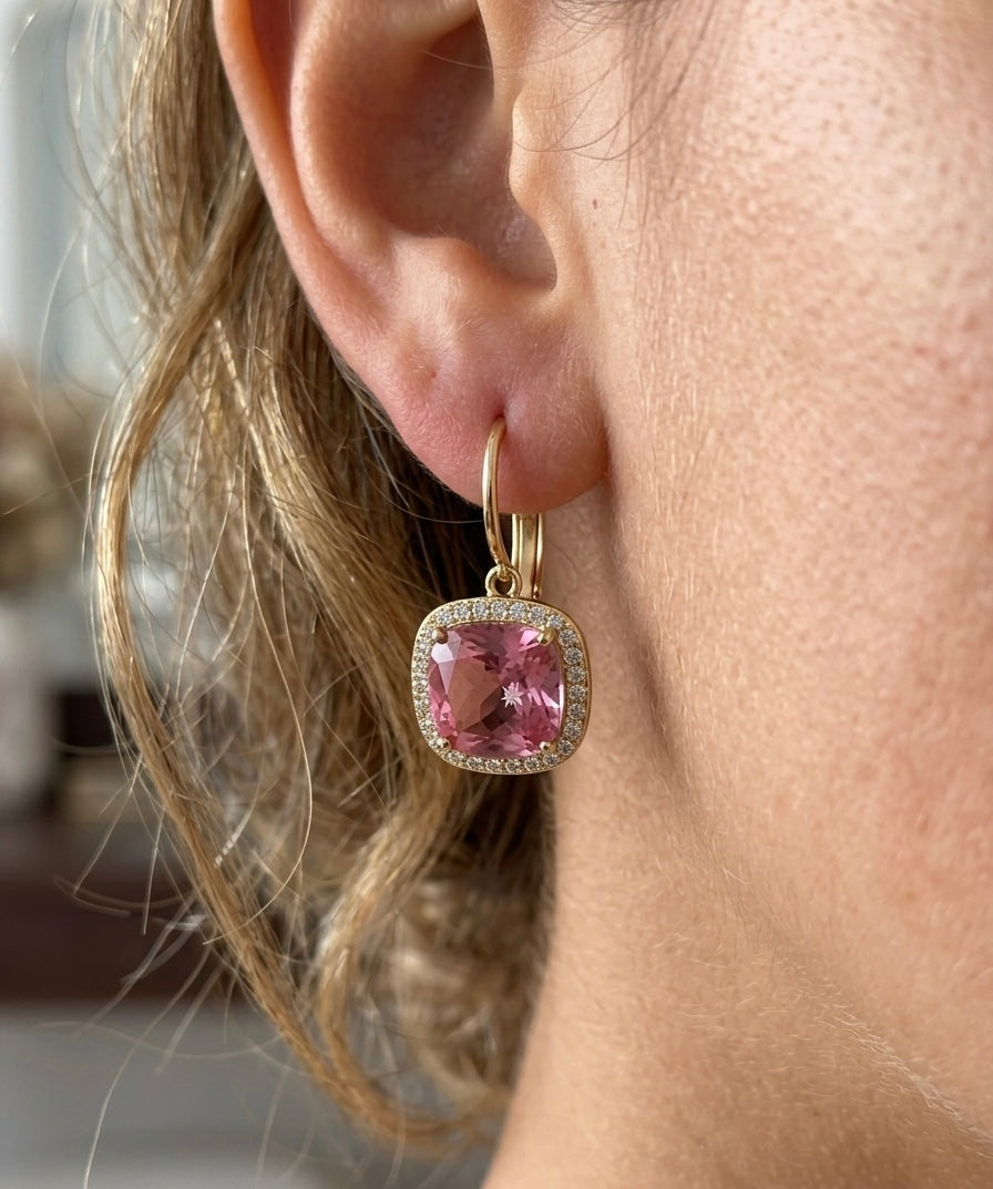 Beautiful Pink 🩷 Drop Earrings