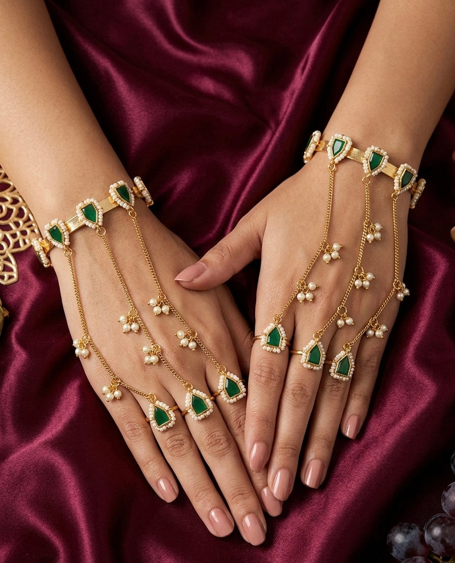 Green Stone💚- Brass Hathphool in Pair