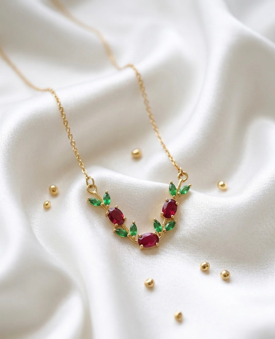 Red Green Tulip Neckpiece🌷💜